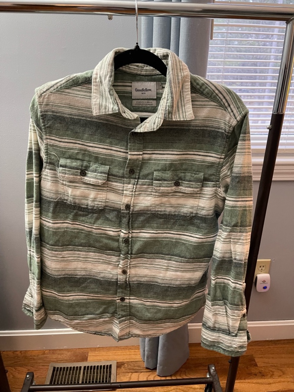 Goodfellow & Co Green and Cream Striped Button-Up Shirt size small
